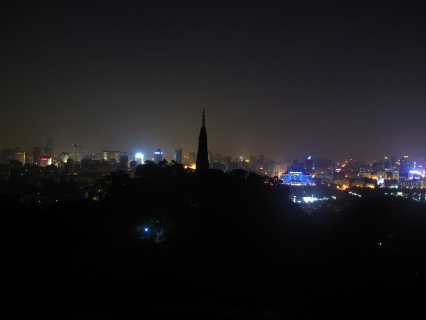 夜爬宝石山