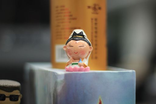办公桌上的观音姐姐